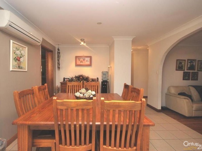 Fairfield West NSW 2165