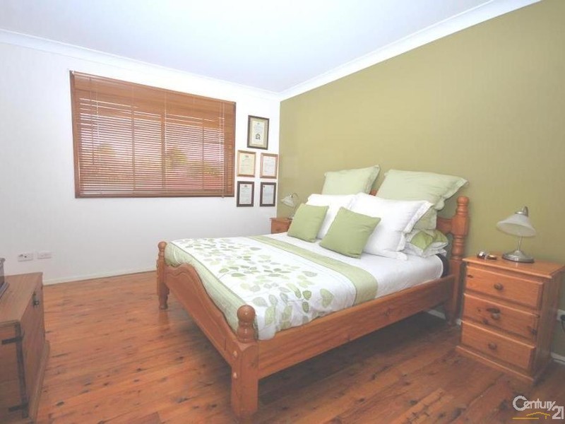 Fairfield West NSW 2165