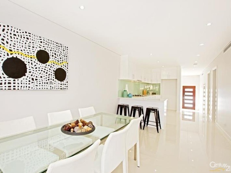 154 Hawksview Street, Merrylands NSW 2160