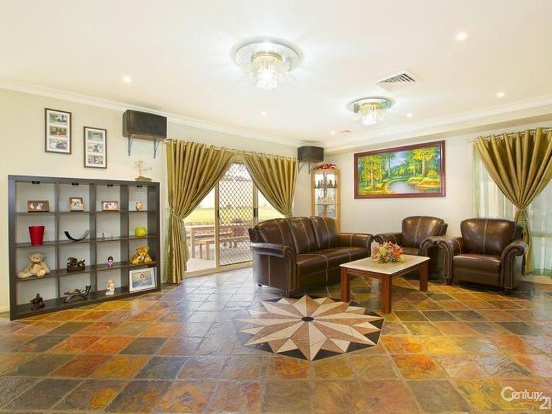 Fairfield West NSW 2165