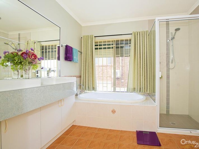 Fairfield West NSW 2165