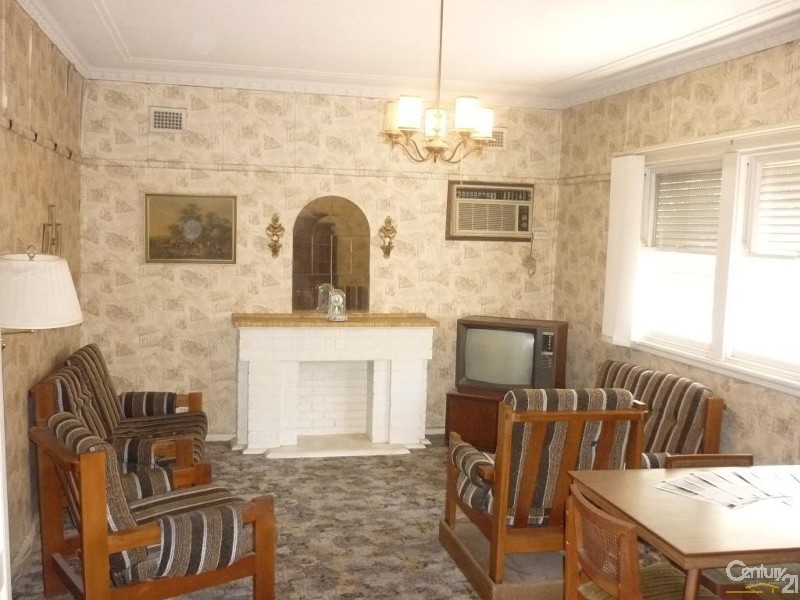 13 Henry Street, Guildford NSW 2161