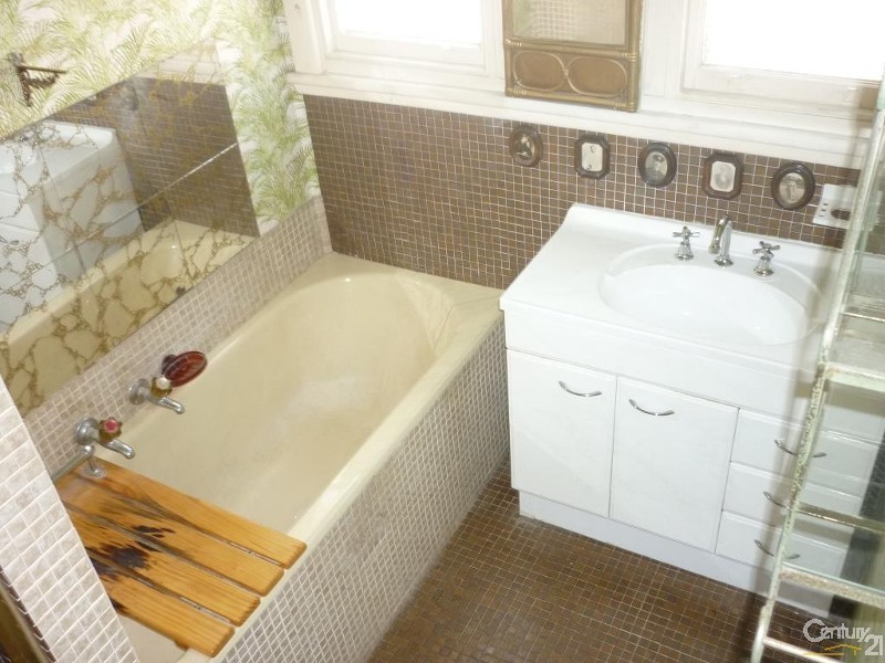 13 Henry Street, Guildford NSW 2161