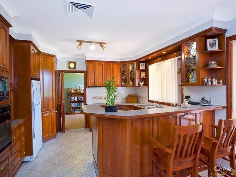 10 Bringelly Place, Bonnyrigg Heights NSW 2177