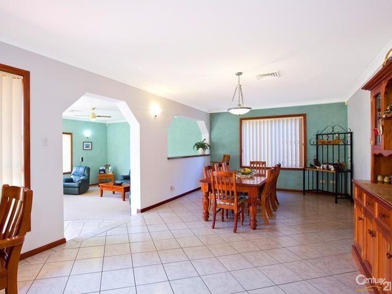 10 Bringelly Place, Bonnyrigg Heights NSW 2177