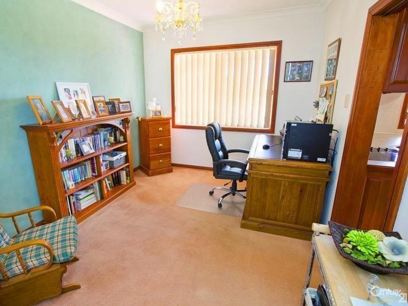 10 Bringelly Place, Bonnyrigg Heights NSW 2177