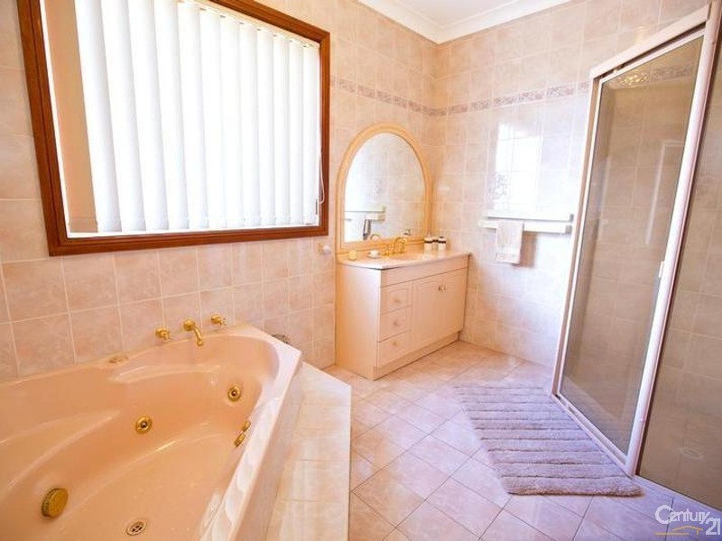 10 Bringelly Place, Bonnyrigg Heights NSW 2177