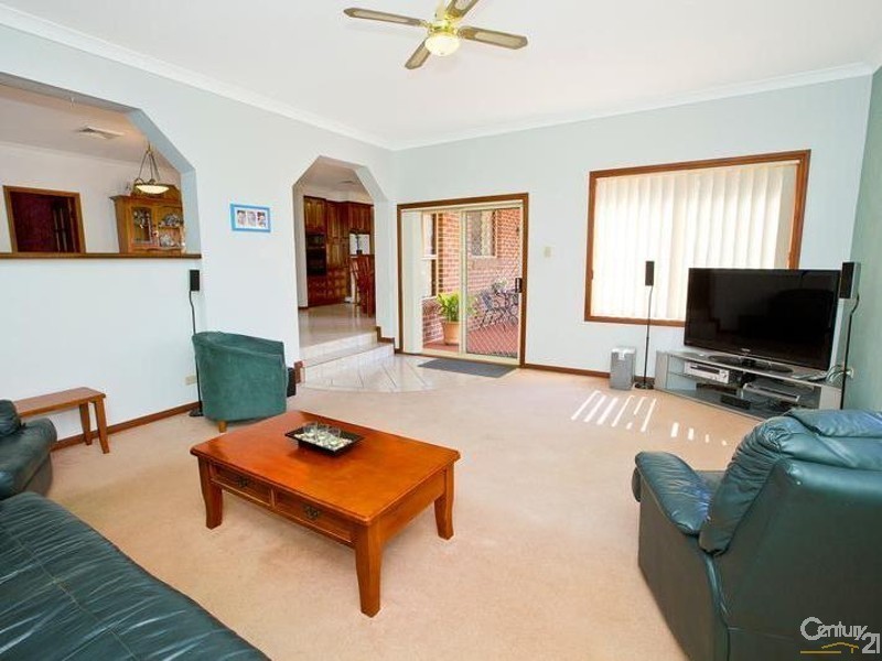 10 Bringelly Place, Bonnyrigg Heights NSW 2177