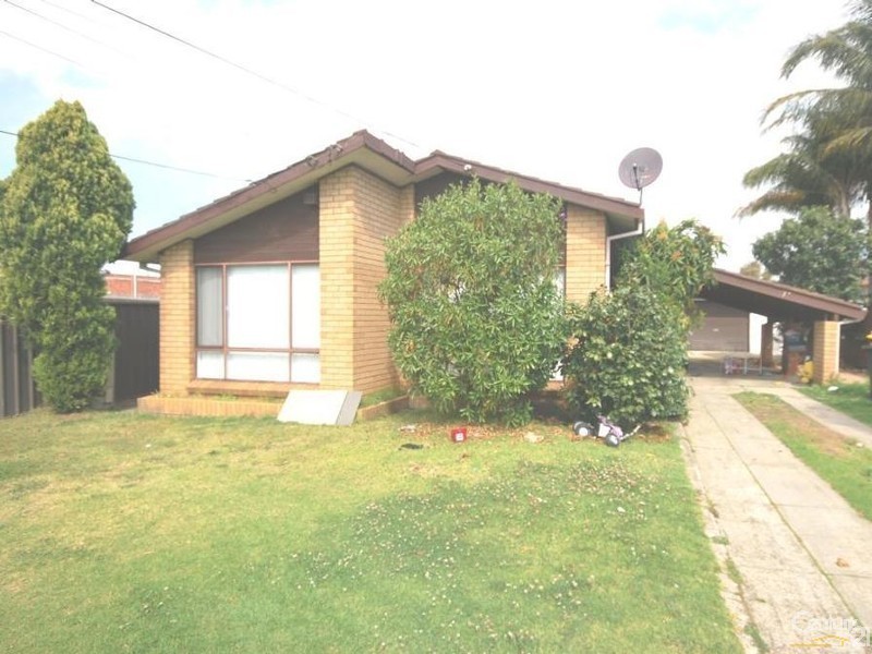 14 Gibson Avenue, Casula NSW 2170