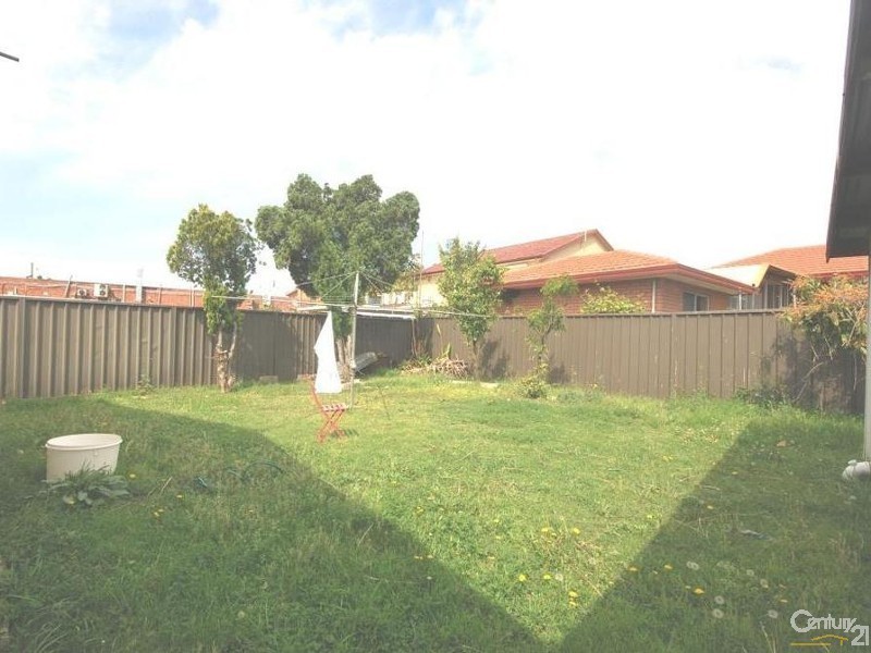 14 Gibson Avenue, Casula NSW 2170