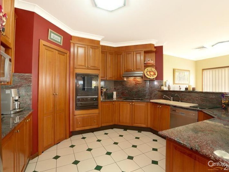 47 Macquarie Street, Fairfield NSW 2165