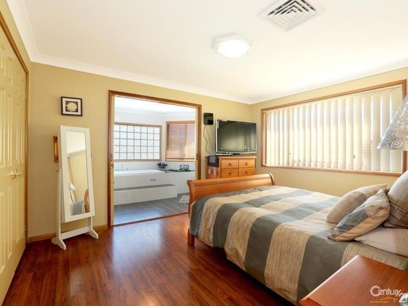 47 Macquarie Street, Fairfield NSW 2165