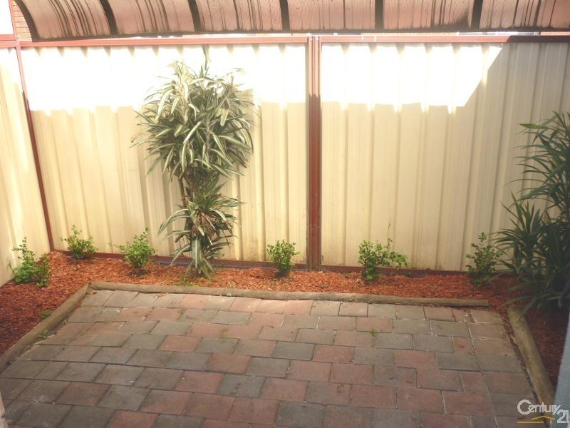 2/262 River Avenue, Carramar NSW 2163