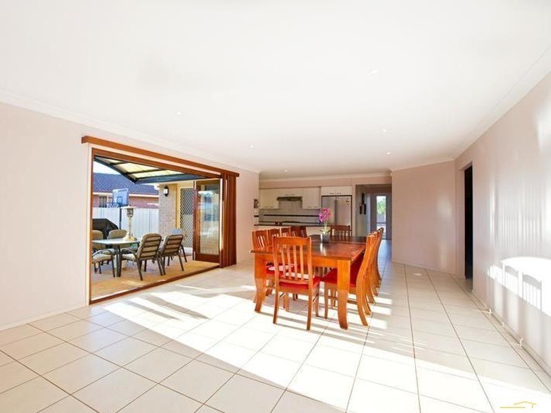 3 Caddo Close, Greenfield Park NSW 2176