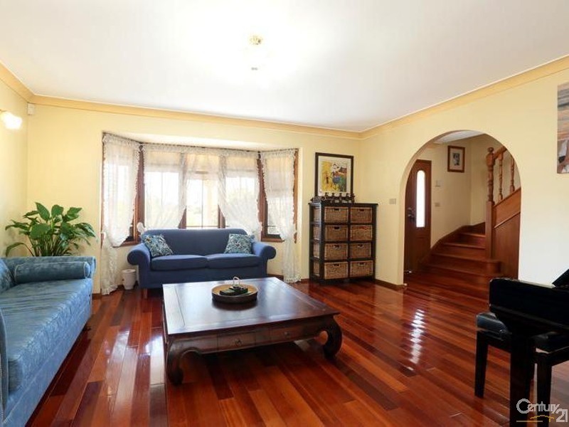 51 Kinghorne Road, Bonnyrigg Heights NSW 2177