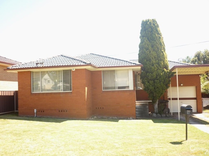 25 Foreman Street, Glenfield NSW 2167
