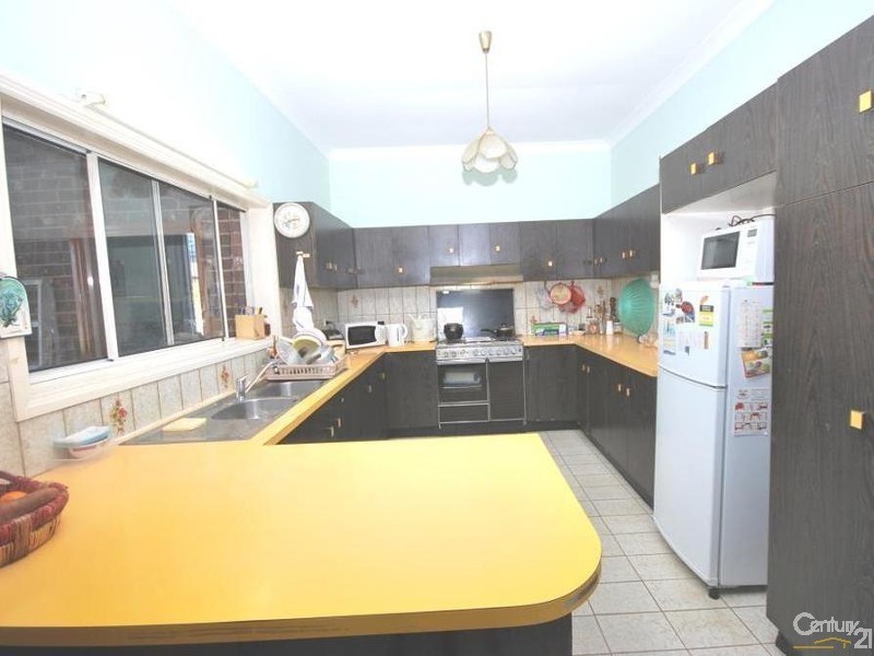 196 Fairfield Street, Fairfield East NSW 2165