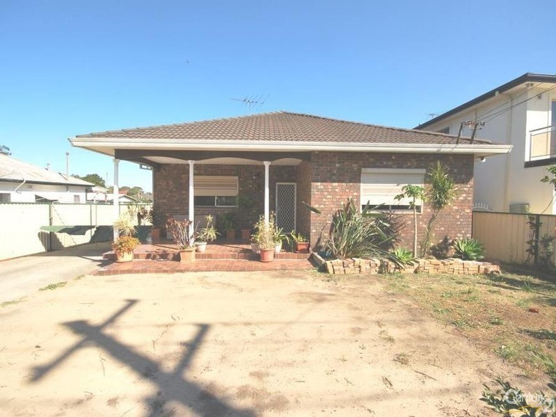 196 Fairfield Street, Fairfield East NSW 2165