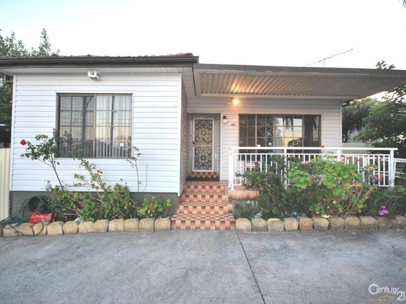 482 The Horsley Drive, Fairfield NSW 2165