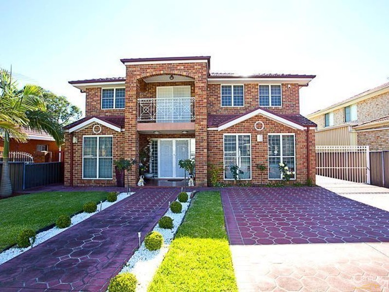 11 Boyd Street, Cabramatta West NSW 2166