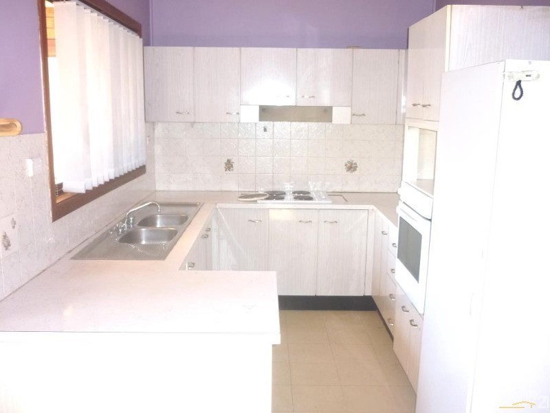 72 Rawson Road, Fairfield West NSW 2165