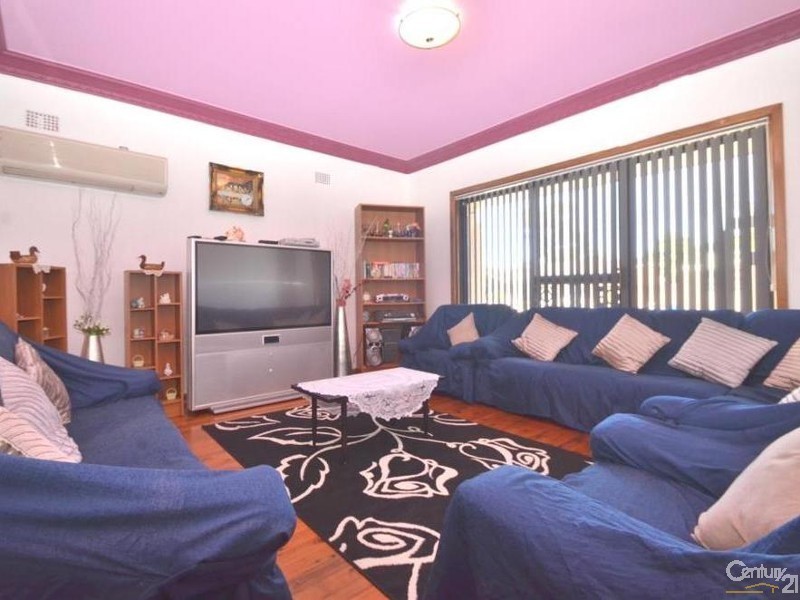 72 Rawson Road, Fairfield West NSW 2165