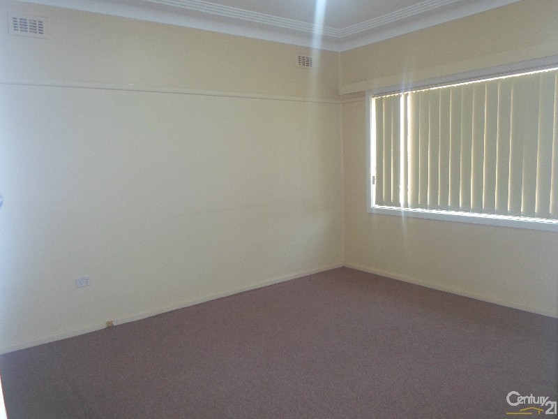 Fairfield NSW 2165