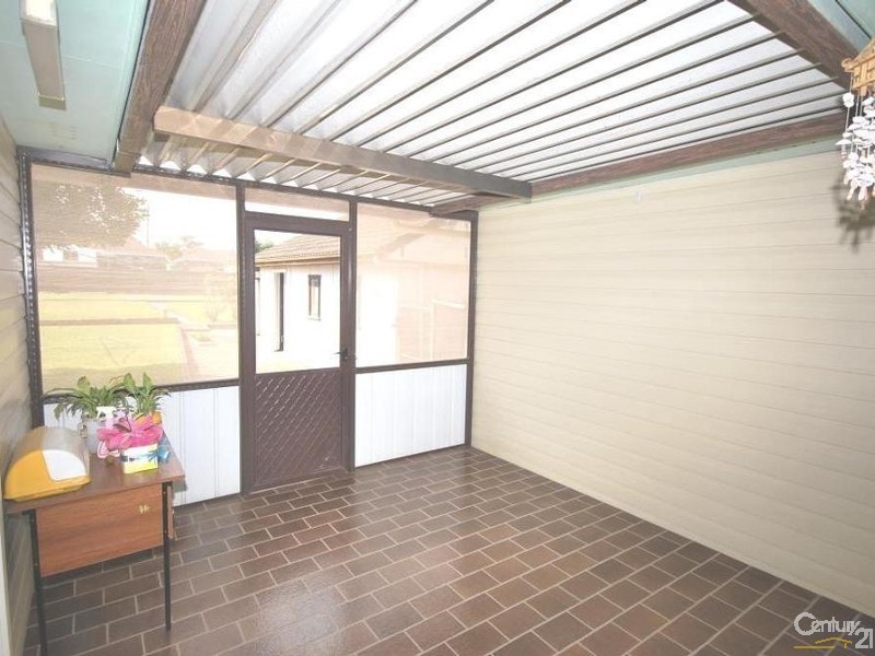 254 Smithfield Road, Fairfield West NSW 2165