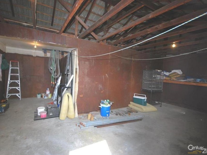 254 Smithfield Road, Fairfield West NSW 2165