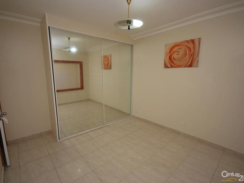 Fairfield West NSW 2165