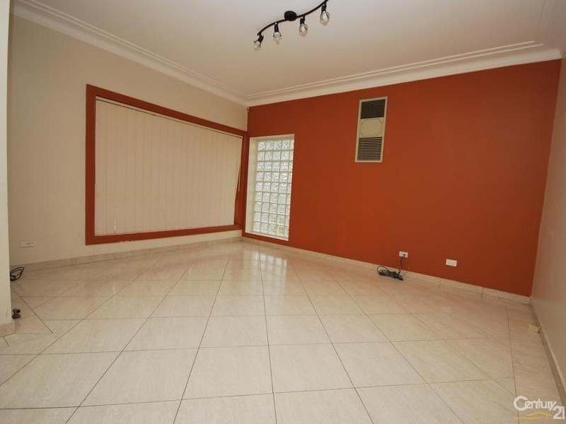 Fairfield West NSW 2165