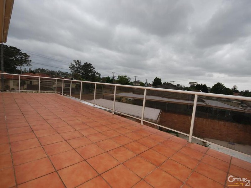 Fairfield West NSW 2165