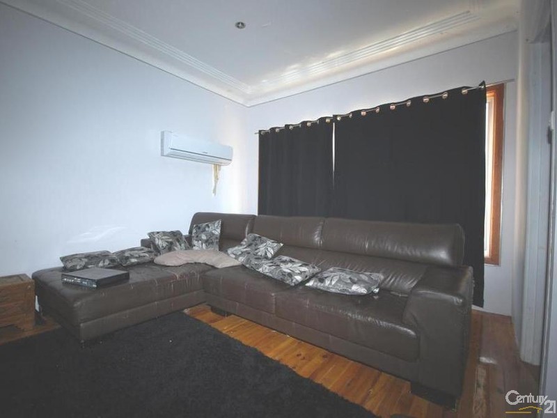 8 Hilltop Road, Penrith NSW 2750