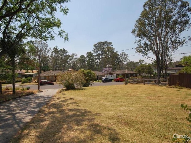 8 Hilltop Road, Penrith NSW 2750