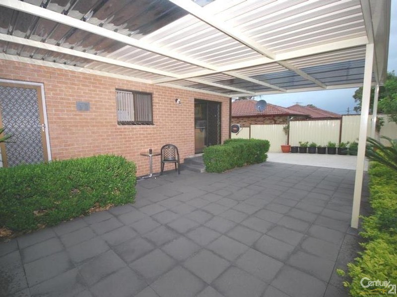5/17 Resthaven Road, Bankstown NSW 2200
