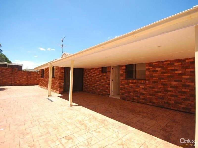 Edensor Park NSW 2176