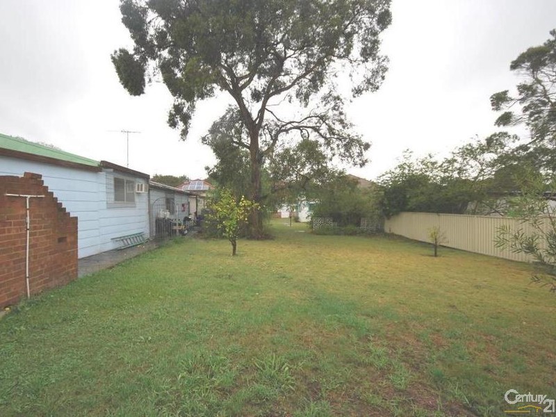 5  Wattle Avenue, Villawood NSW 2163