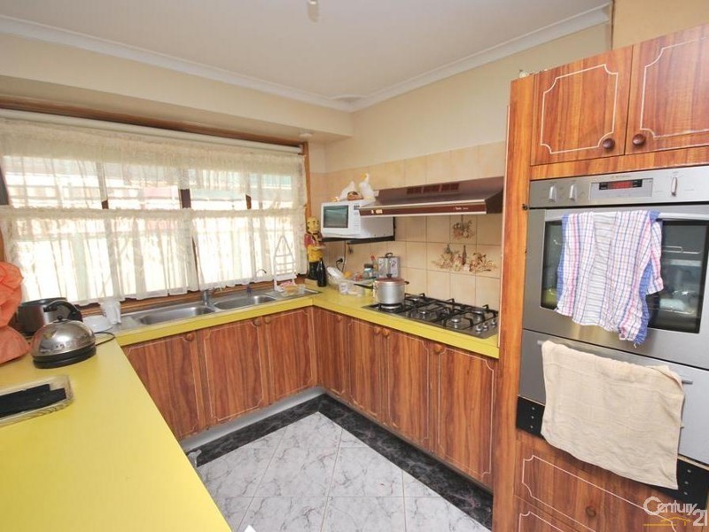 Bossley Park NSW 2176