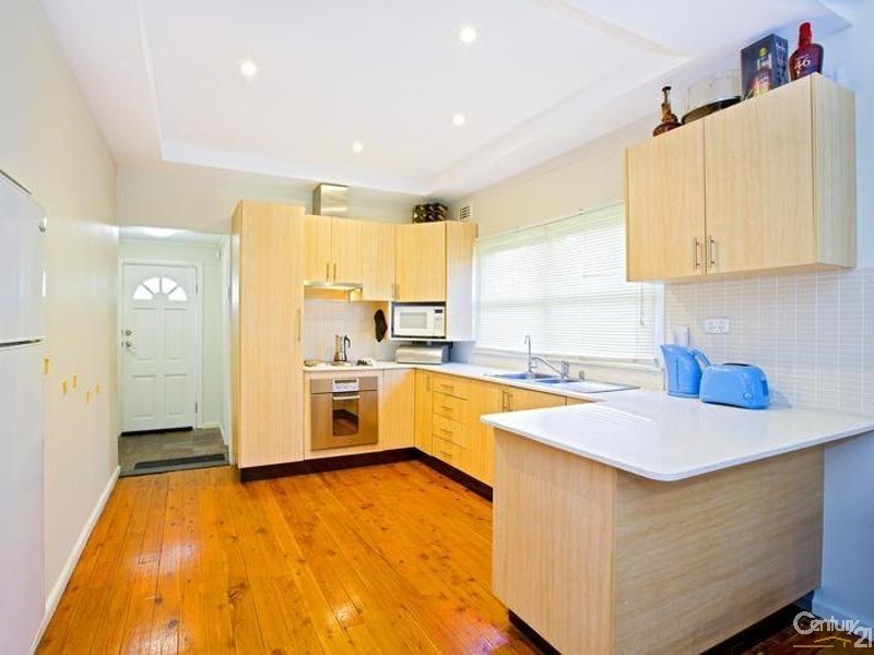 Fairfield East NSW 2165