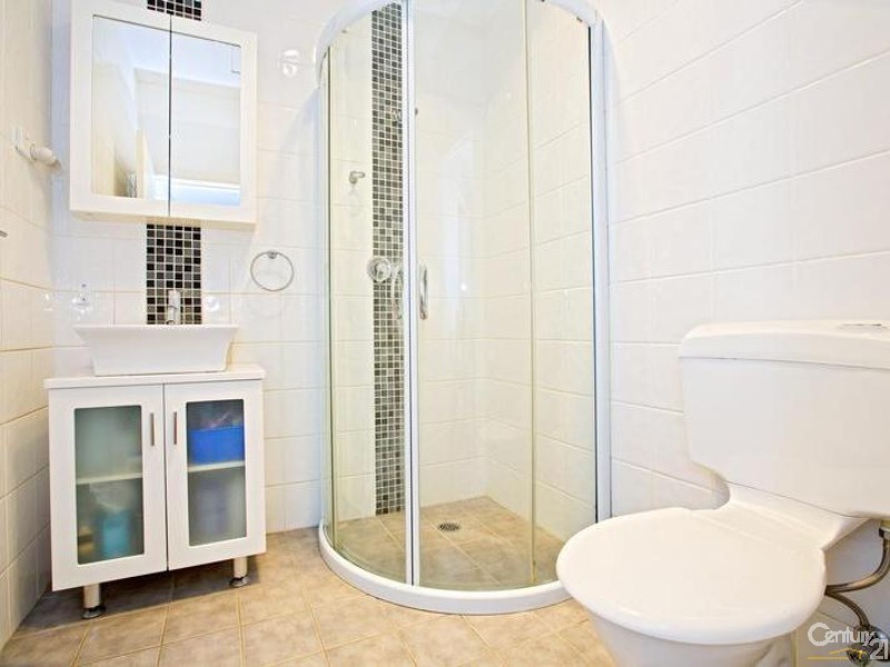 Fairfield East NSW 2165