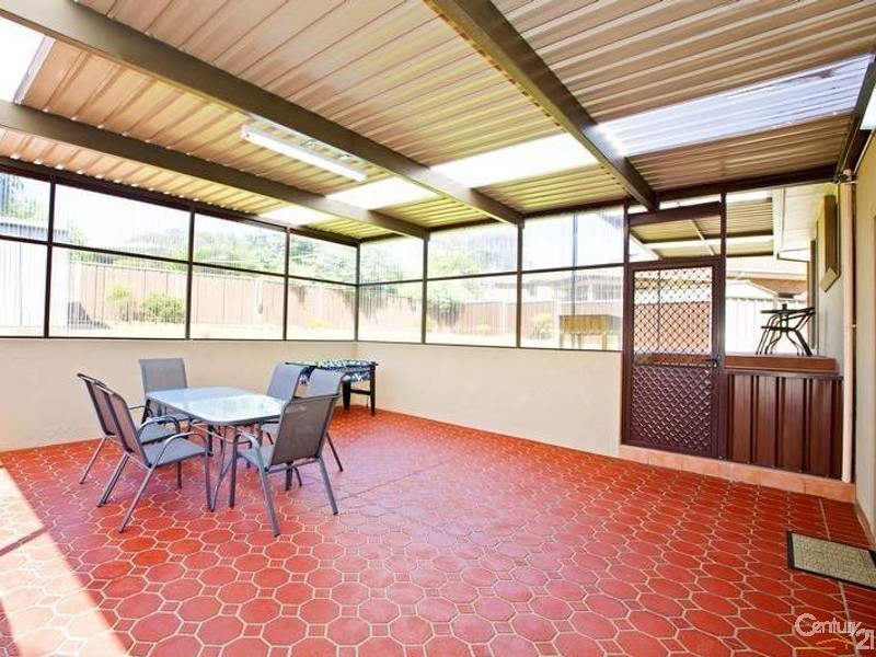 26 Glen Logan Road, Bossley Park NSW 2176