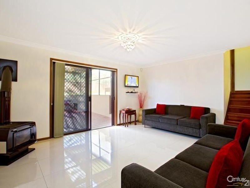 26 Glen Logan Road, Bossley Park NSW 2176