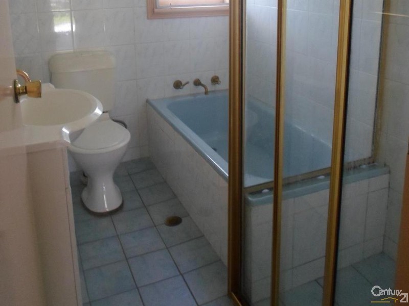 Fairfield West NSW 2165