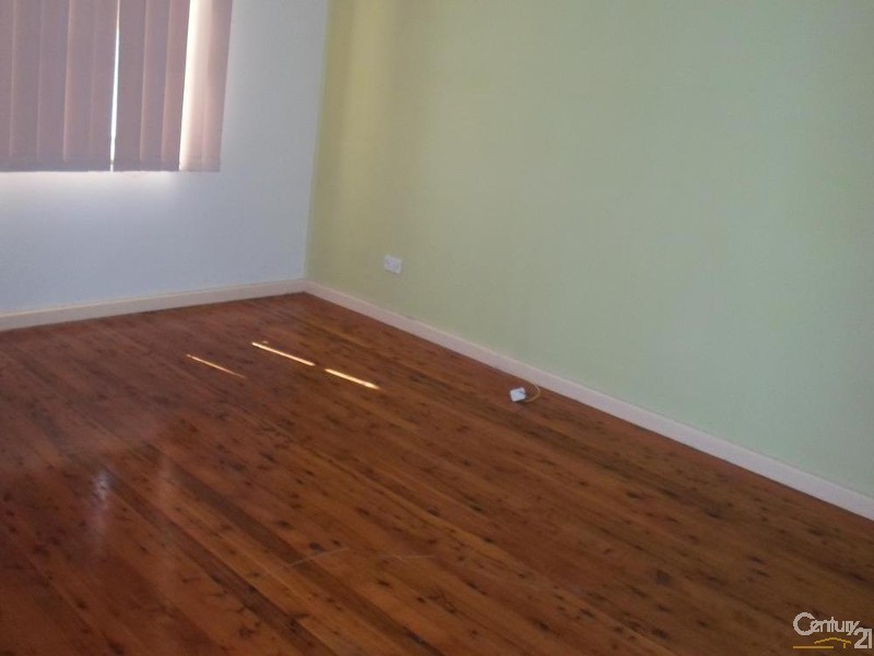 Fairfield West NSW 2165