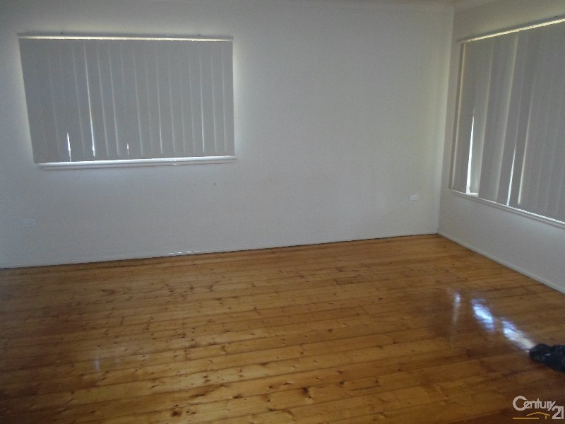 Fairfield West NSW 2165