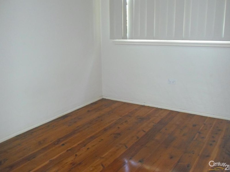 Fairfield West NSW 2165