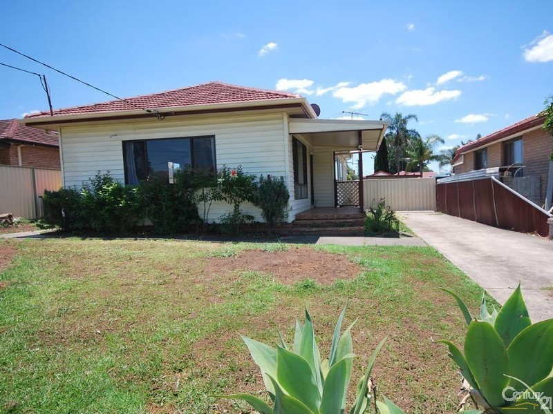 Fairfield West NSW 2165