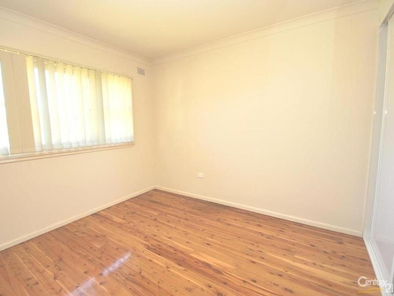 252 Smithfield Road, Fairfield West NSW 2165