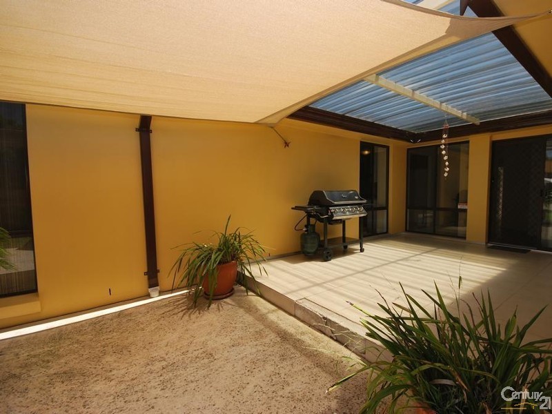 170 Prairievale Rd, Bossley Park NSW 2176