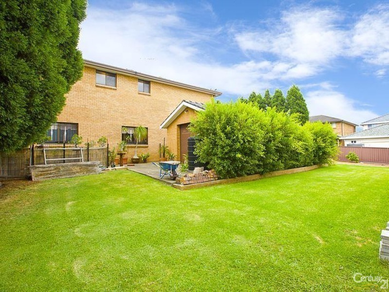 132 Brown Rd, Bonnyrigg Heights NSW 2177